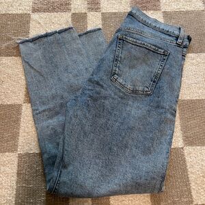 Old Navy Extra High Rise Sky Hi Straight Jeans